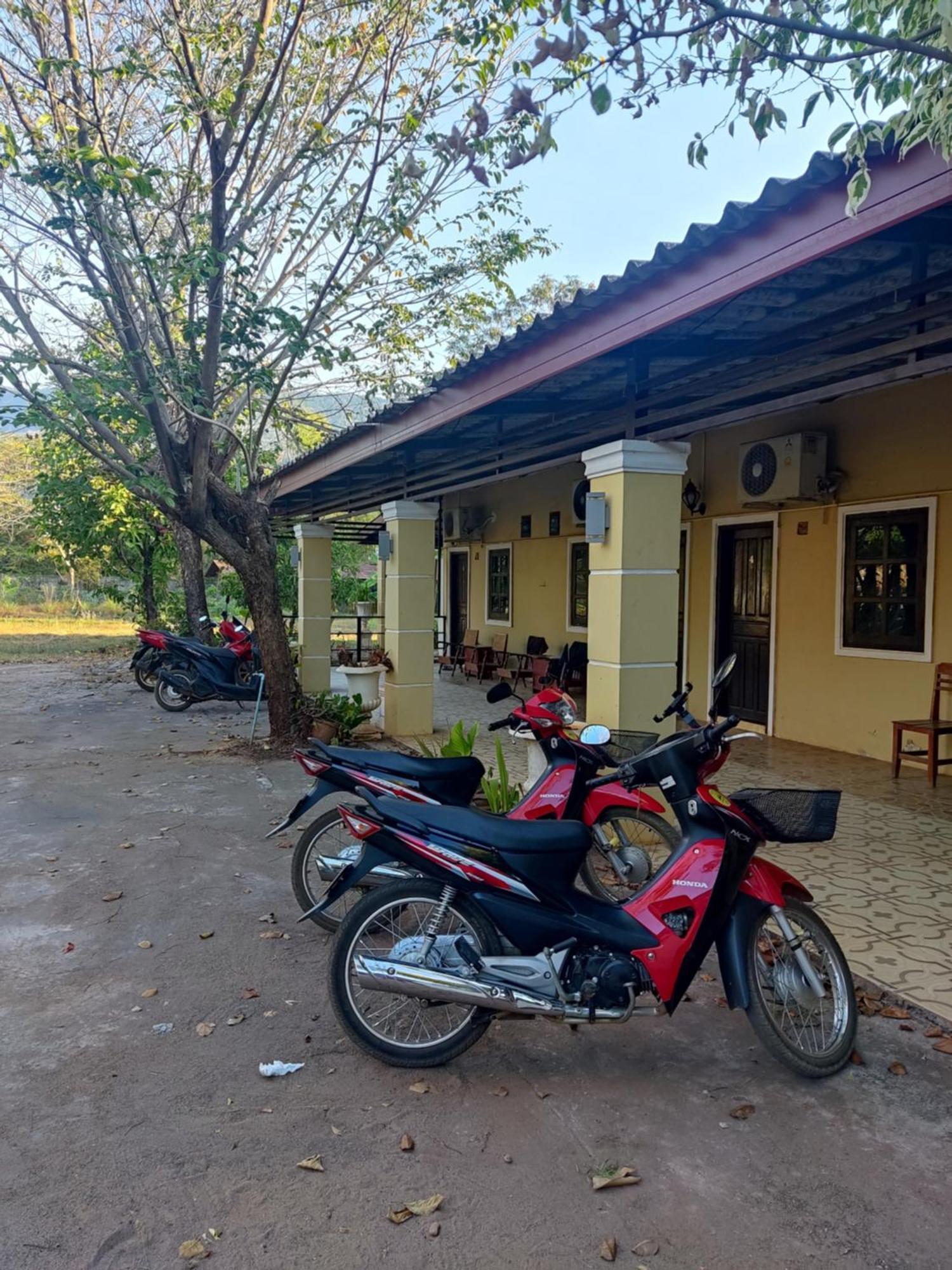 Erawan Guesthouse باكسي المظهر الخارجي الصورة