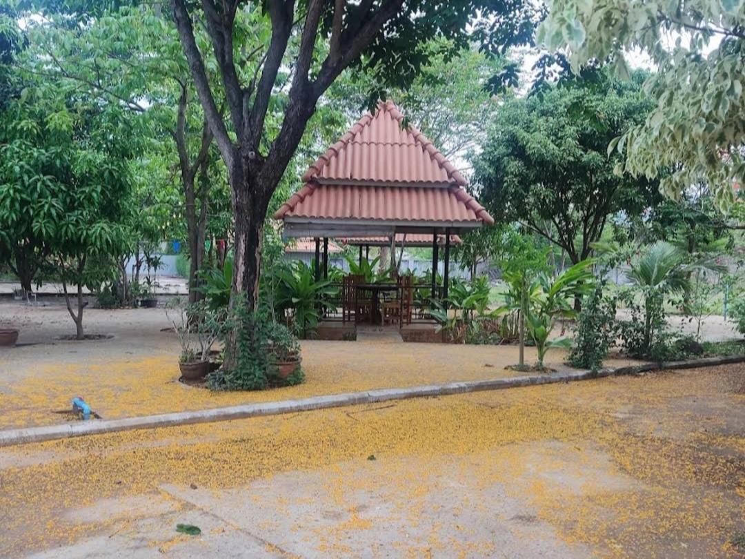 Erawan Guesthouse باكسي المظهر الخارجي الصورة